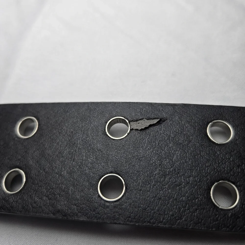 Black Leather Belt Womens M Double Prong Grommets Silvertone Buckle Goth Punk